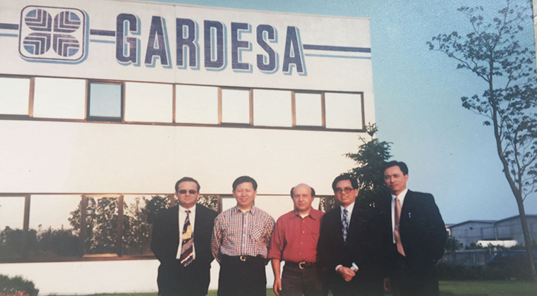 1998-2008装甲门系统概念初次引入中国市场，进行市场开发