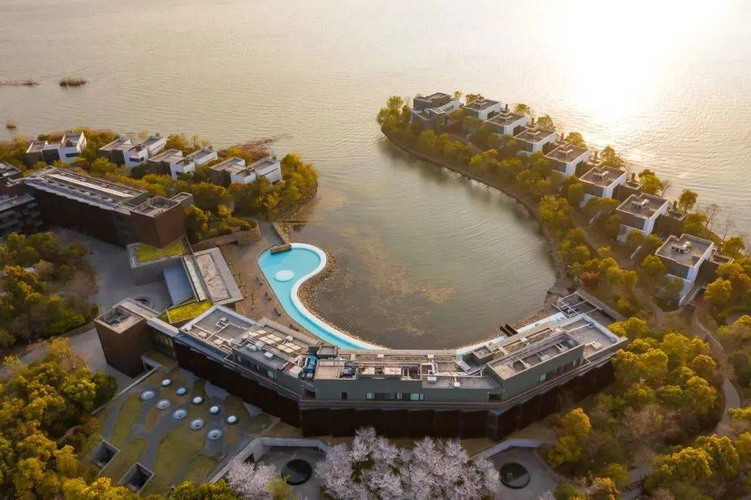 阳澄半岛莲花堤(图1)